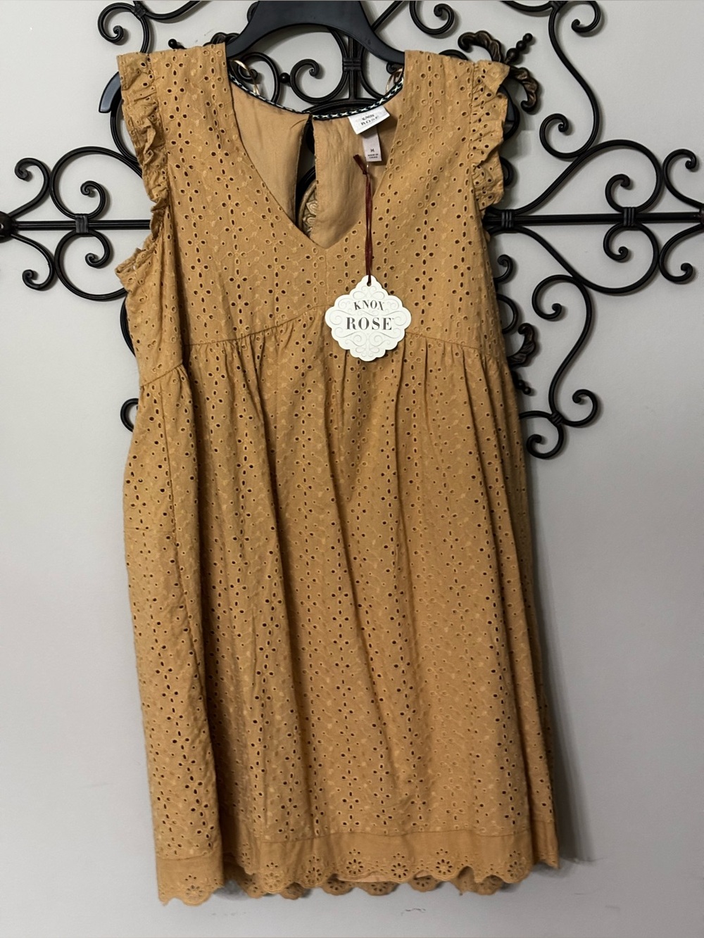 Knox Rose Dress Size Medium